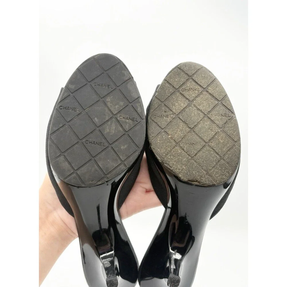 CHANEL 2004 black